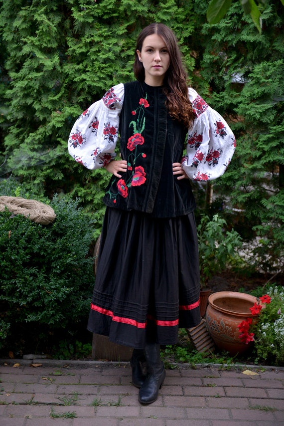 Black/red Ukrainian Vintage Korset Antique Ukraini