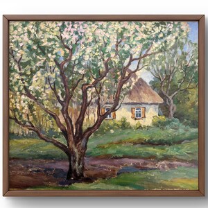 Pintura a óleo paisagem original, pintura a óleo sobre papelão, árvore florida contra o pano de fundo de uma casa aconchegante, arte feita à mão, sem moldura