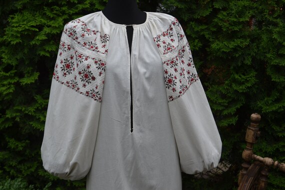 Geometric red and black dress vyshyvanka white vys