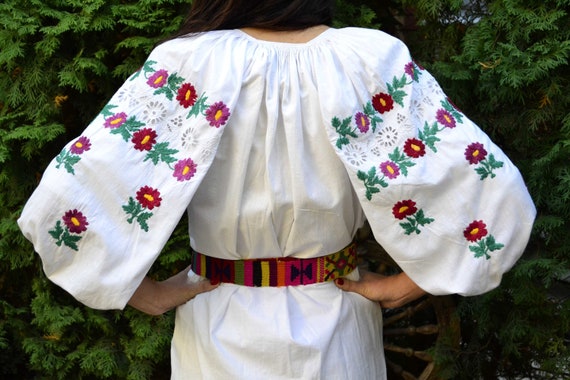 colourful vintage vyshyvanka| ウクライナ 刺繍 ukrainian v