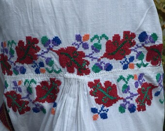 White and red embroidered shirt Ukrainian vyshyvanka in diffucult technique handmade embroidery ethno shirt vintage sorochka