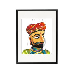 Puede incluir: Una pintura de acuarela de un t&iacute;tere con un turbante rojo y dorado, una t&uacute;nica azul y verde y una barba negra. El t&iacute;tere lleva un collar de cuentas moradas y tiene un punto rojo en la frente.