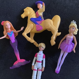 1990&#39;s Mattel McDonald&#39;s Happy Meal Barbie Toy Dolls - Cool Country, Mermaid, Ballerina and Astronaut