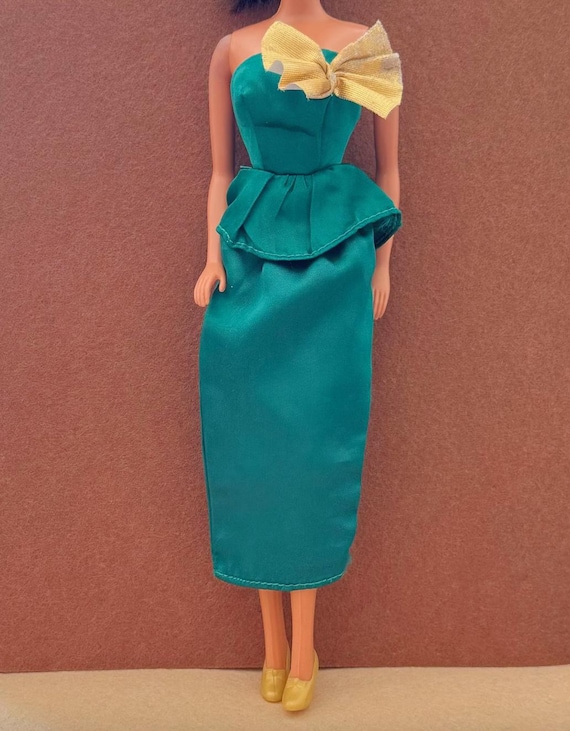 Barbie Doll Emerald Green Two Piece Formal Outfit With Gold Shoes - Etsy