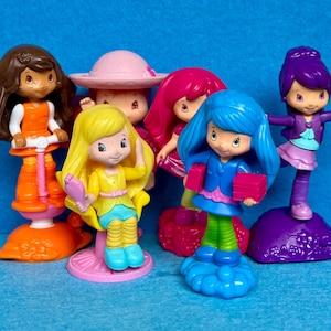 Strawberry Shortcake Cake Topper Figures - Blueberry Muffin, Raspberry Torte, Plum Pudding and Orange Blossom