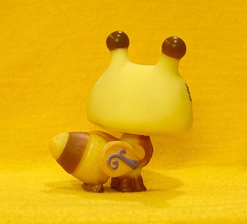 Figurine Littlest PetShop Hasbro - PETSHOP Bourdon N°1135 - Occasion
