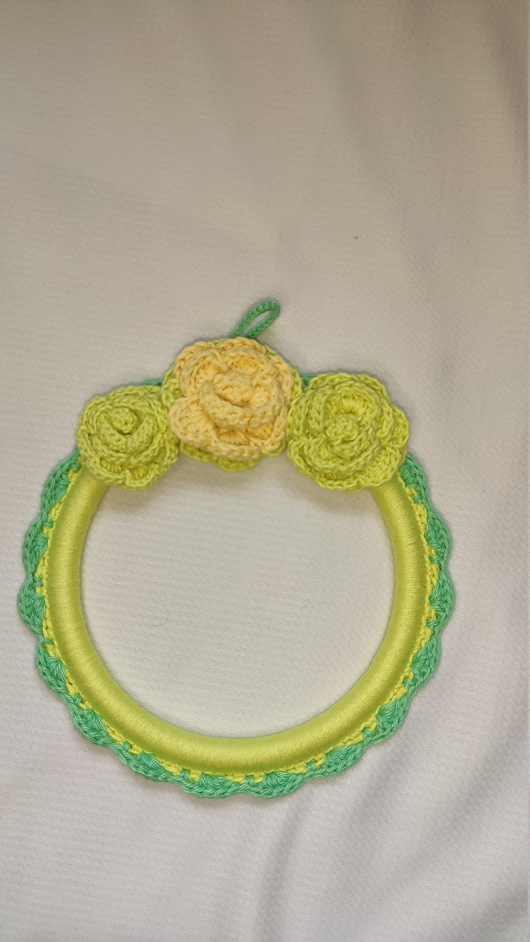 Petits Cadres en Bois et Crochet