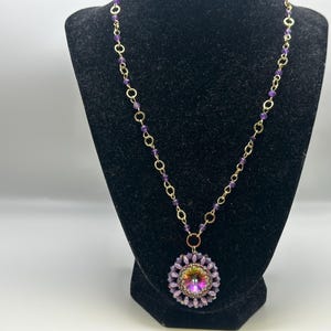 Collar de flor mística