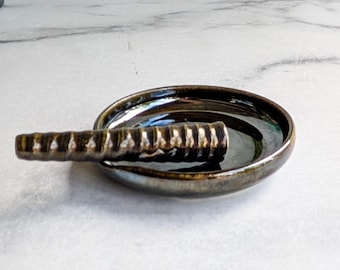 Handmade Ceramic Smoke Set, Chillum and Tray, Dark Mirror Glaze
