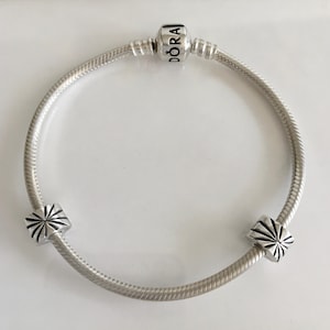 Pandora Bracelet Sterling Silver Barrel Clasp 7.5” (19cm) with Pandora Sunburst Clips Charms Free Shipping