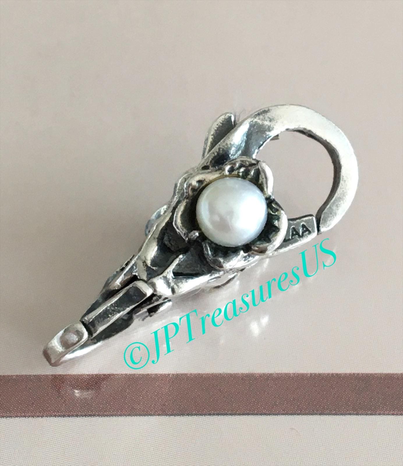 Authentic Trollbeads Pearl Flower Clasp Lock Charm Retired