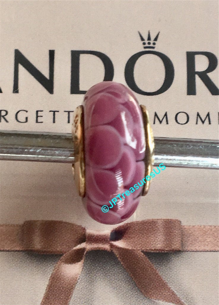 Chamilia Womens Garden Bouquet Charm Multi Flowers with Murano Glass Pink Chamilia Womens Garden Bouquet Charm Multi Flowers with Murano Glass Pink