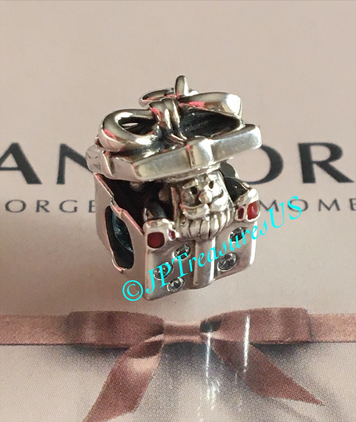 Authentic Pandora Santa in a Giftbox Charm Pandora Present 