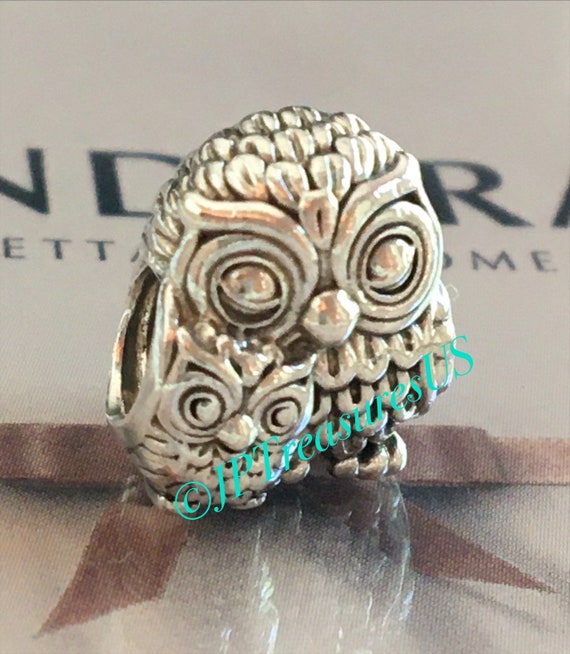 Wise Owls Mom and Baby Charm Antiqued Sterling Silver Wise Owls Mom and Baby Charm Antiqued Sterling Silver