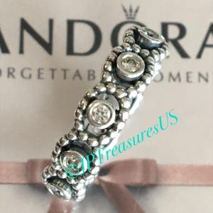 Pandora her majesty ring clear discount