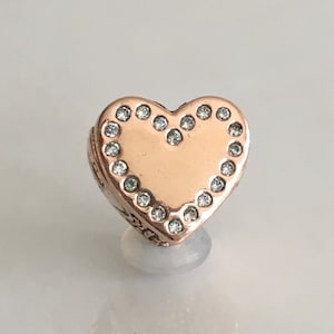 アクセサリー Pandora Essence Rose Charm REVIEW: PANDORA Rose Essence Caring Charm - The Art of