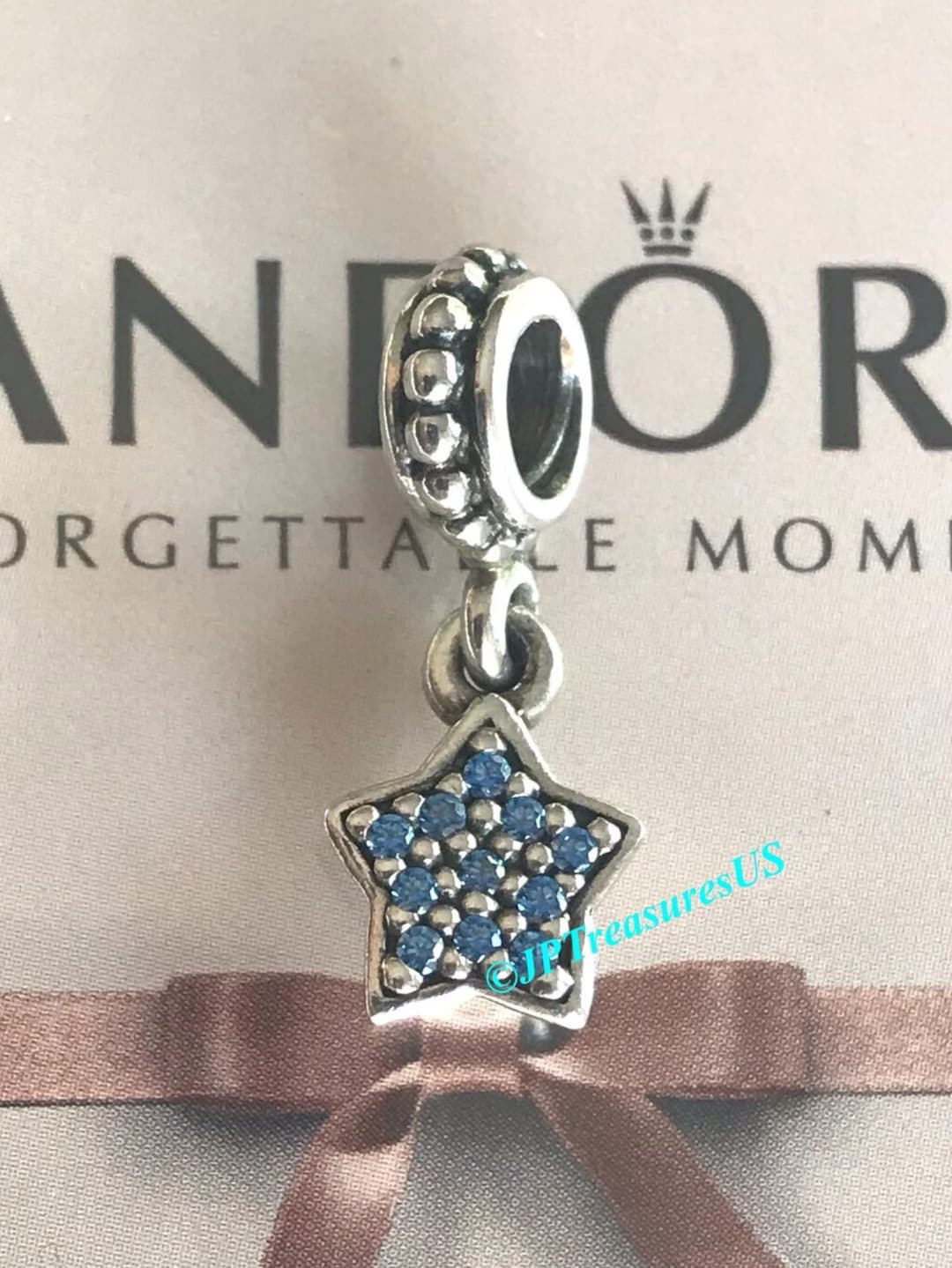 Amazon.com: PANDORA Blue Pavé Clip Charm - PANDORA Bracelet