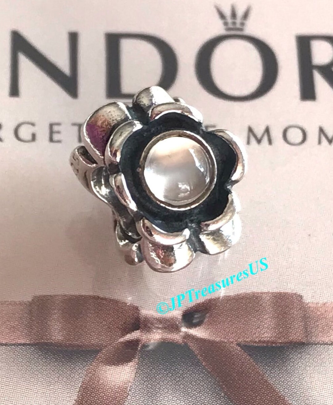 Pandora moonstone deals flower ring