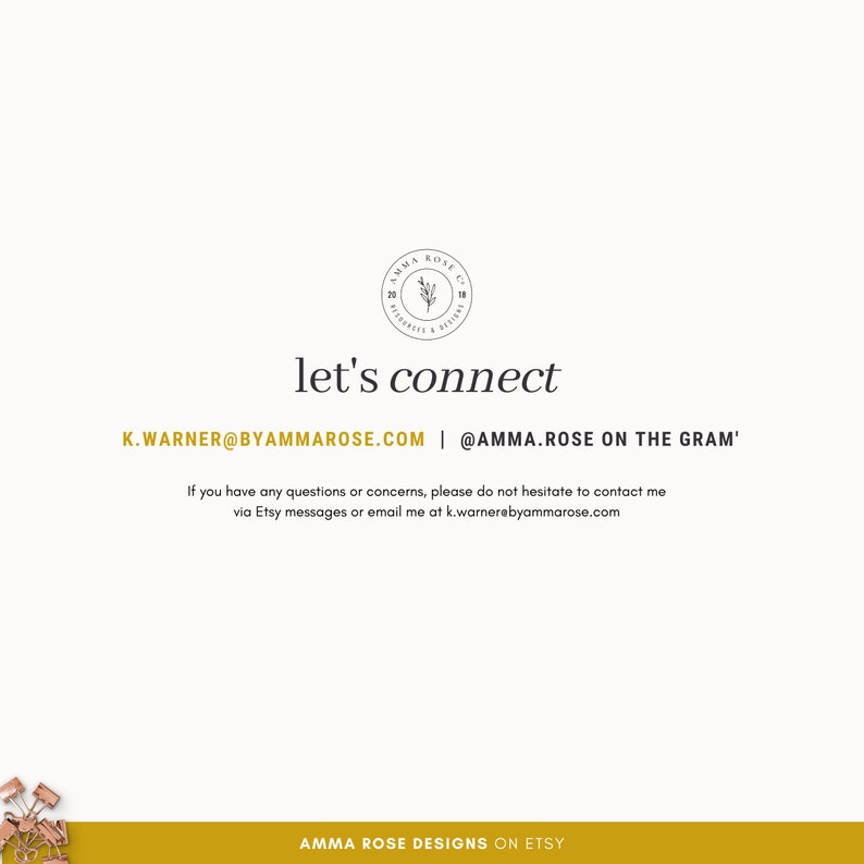 Pu&ograve; includere: Grafica color crema con il testo "let's connect" e informazioni di contatto. Un logo circolare con il testo "AMMA ROSE CO." e un design floreale in alto. Il fondo ha il testo "AMMA ROSE DESIGNS ON ETSY".