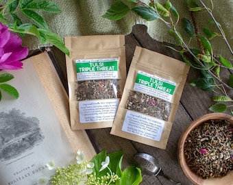 Tulsi Triple Threat - Tisane médicinale biologique en feuilles (un mélange édifiant et riche en adaptogènes pour le stress, l'anxiété et le brouillard mental)