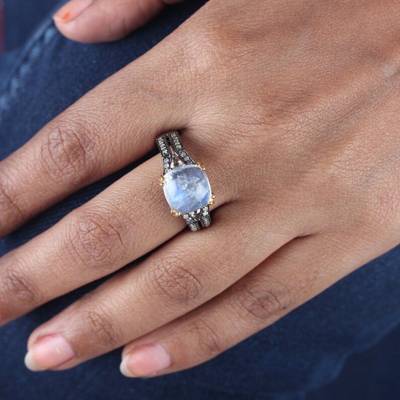 Unique Design Genuine SlicePave Diamond Moonstone Ring Solid 925 Sterling Silver Fashion Jewelry Birthday Anniversary Gifts