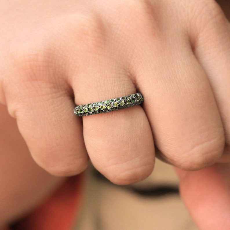 Natural 1.69 Ct Emerald ETERNITY BAND RING 925 Sterling Silver Band Ring Gemstone Band Ring Wedding Bands Engagement Bands Gifts