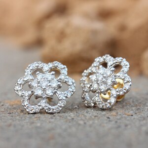 Elegant 14k Yellow Gold Wedding Natural Diamond Vintage Dainty Stud Earrings For Anniversary Gift, Diamond Jewelry For Her
