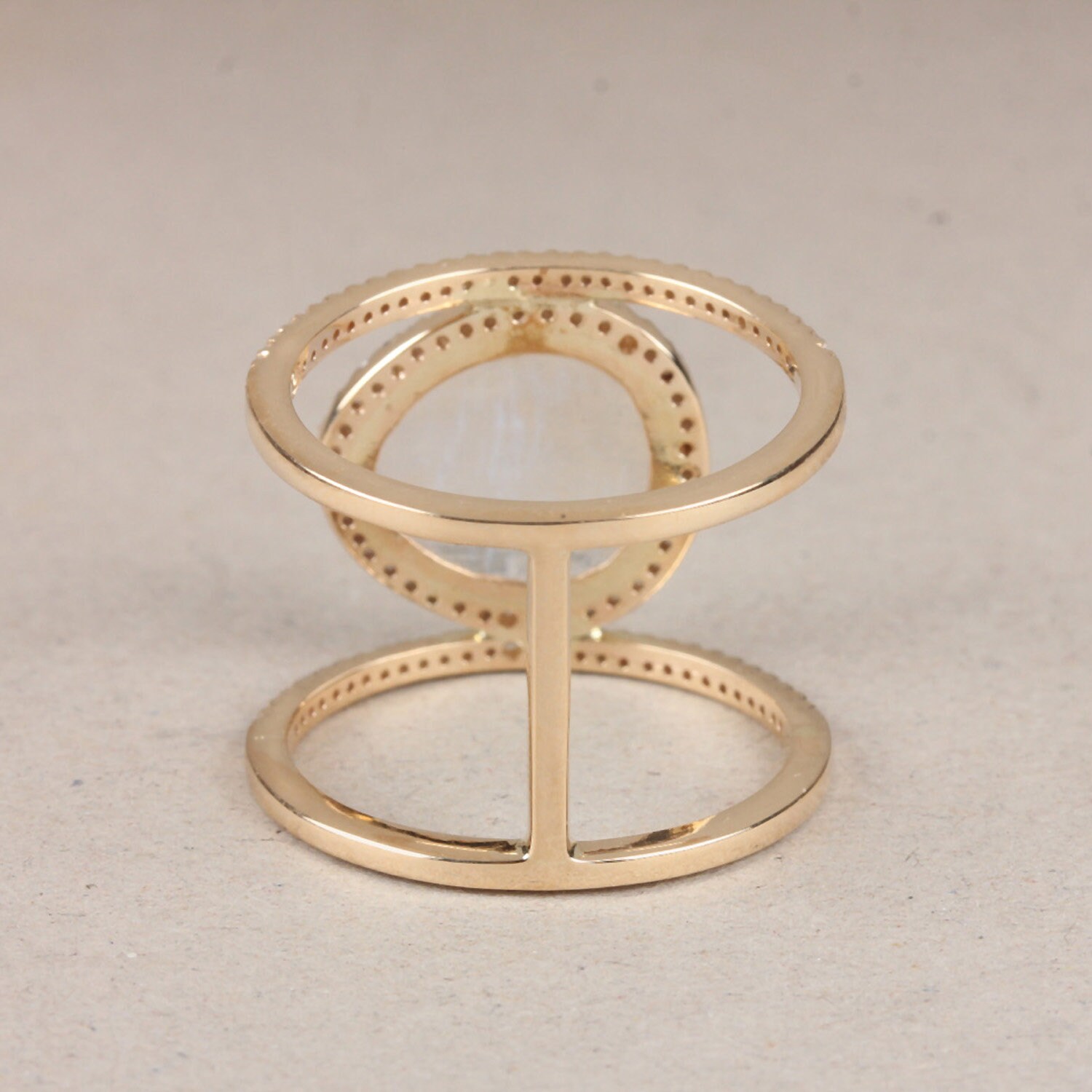 Bague En Or Jaune 14k Avec Pierre De Lune Naturelle Et Diamants Pave - Taille 7 - Bijou Fin