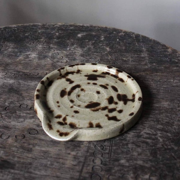MADE TO ORDER Ceramic spoon rest / Speckled spoon rests / Cutlery rest / Scandinavian spoon holder / Handmade kitchen spoon rest