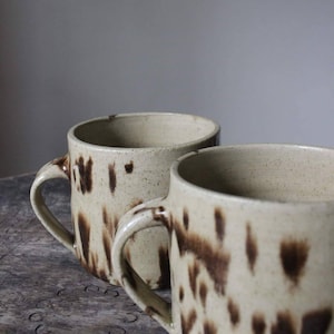 MADE TO ORDER 15 oz large coffee mug / Speckled ceramic mug / Handmade coffee cup / large mug with handle / Scandinavian pottery cup
