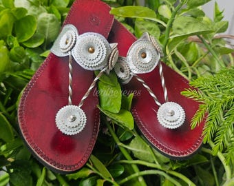 Sandalias ultra suaves con tiras de cuero plateadas para mujer
