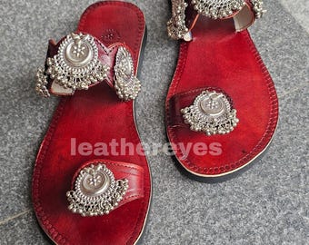 Leather jewellery round toe flats for women