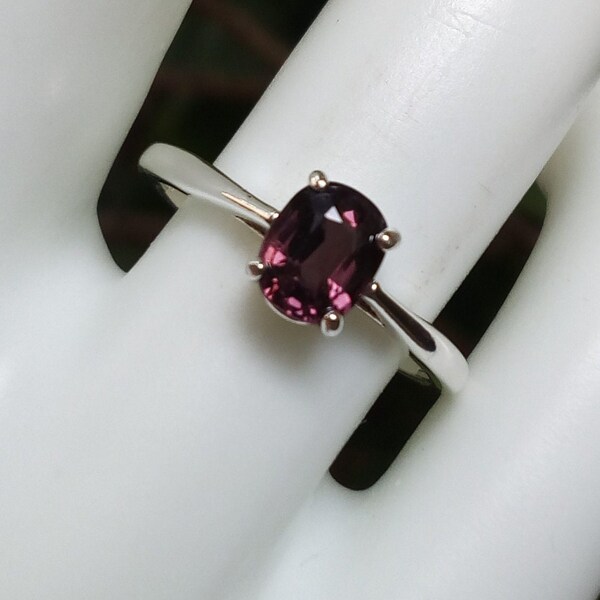 natural pinkish purple spinel ring size 7 sterling silver 925 cushion 0.80 carat 6.2x5mm spinel solitaire jewelry nickel free