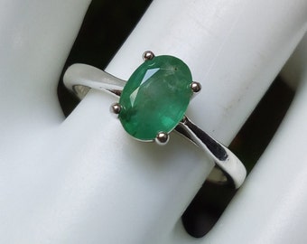 natural emerald ring size 7 sterling silver 0.76 carat 7x5mm green emerald small oval solitaire ring jewelry gift
