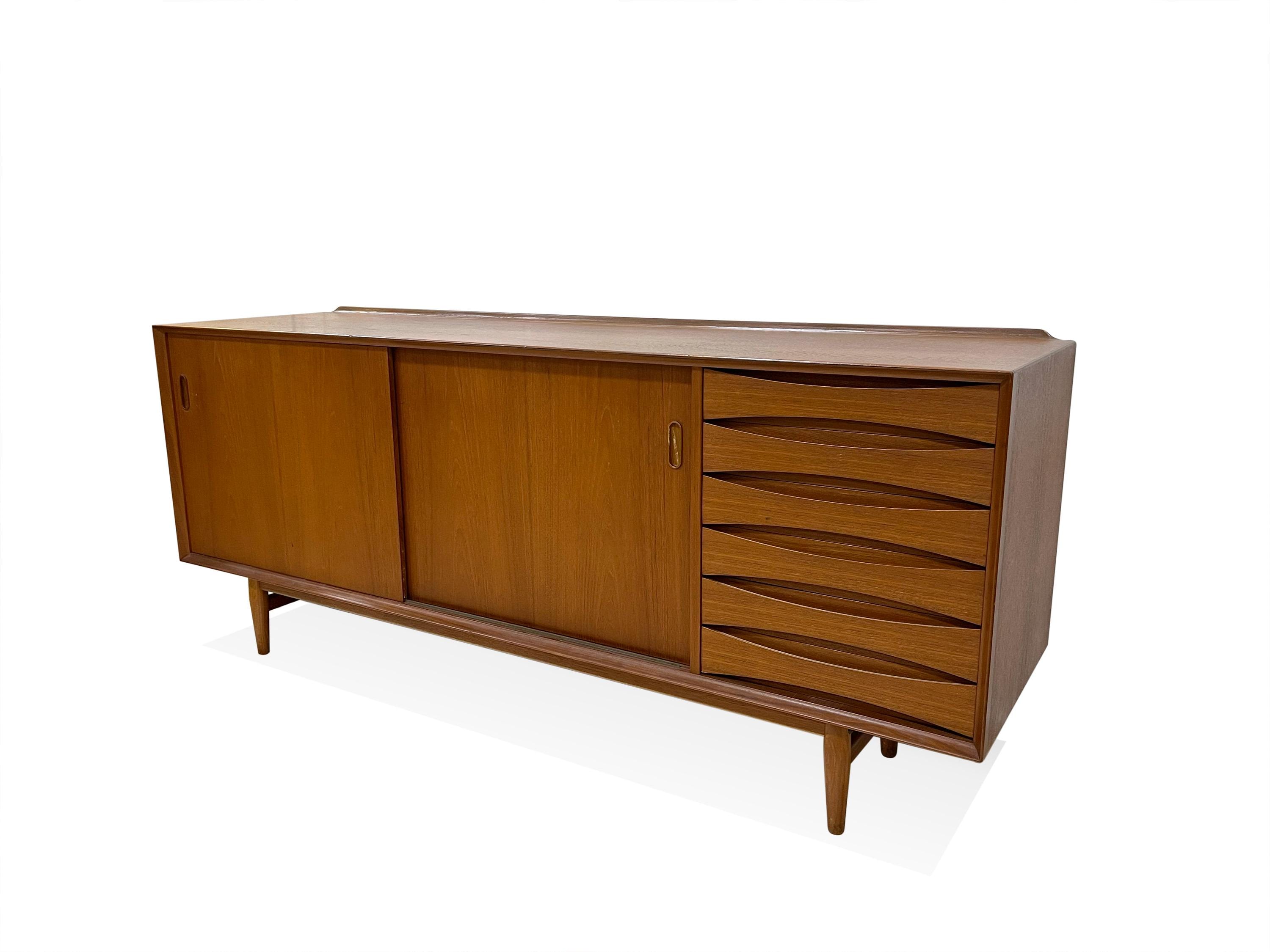 Arne Vodder Credenza - Etsy Arne Vodder Credenza - Etsy
