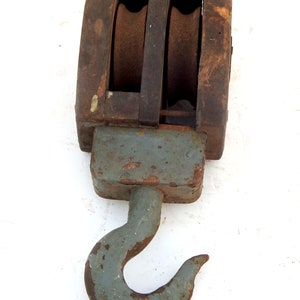Vintage Wooden Pulley Large Hook Barn Primitive Block & Tackle Hook Nautical Maritime