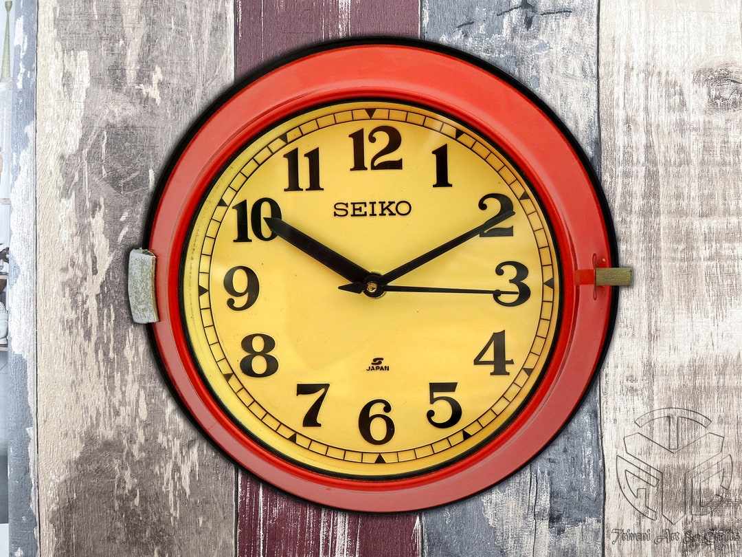Vintage Seiko Maritime Wall Clock: Silent Sweep Nautical Ship Clock