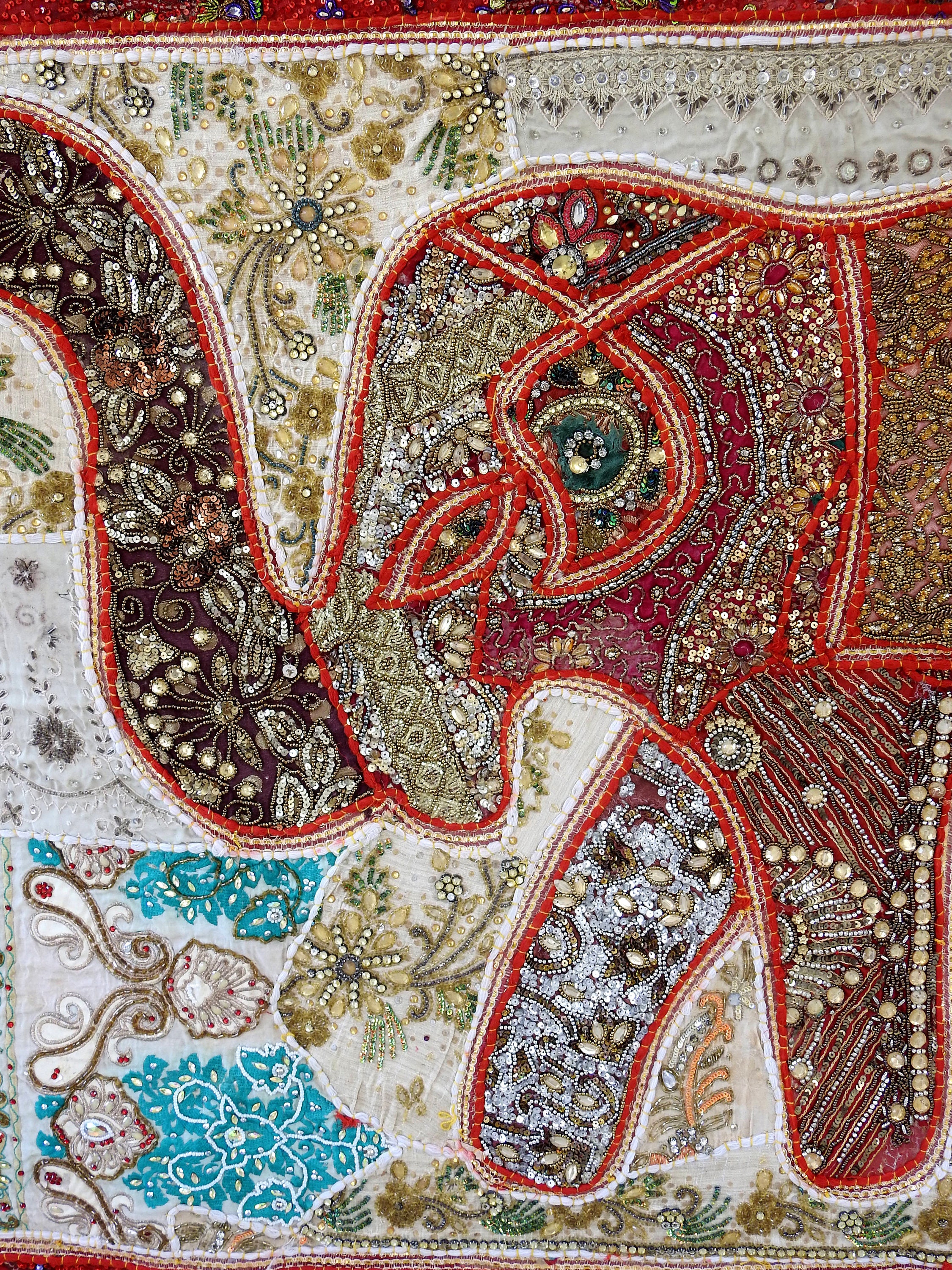 Patchwork mural éléphant grande tapisserie perlée brodée main