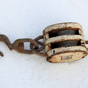 Vintage Wooden Pulley Large Hook Barn Primitive Block & Tackle Hook Nautical Maritime