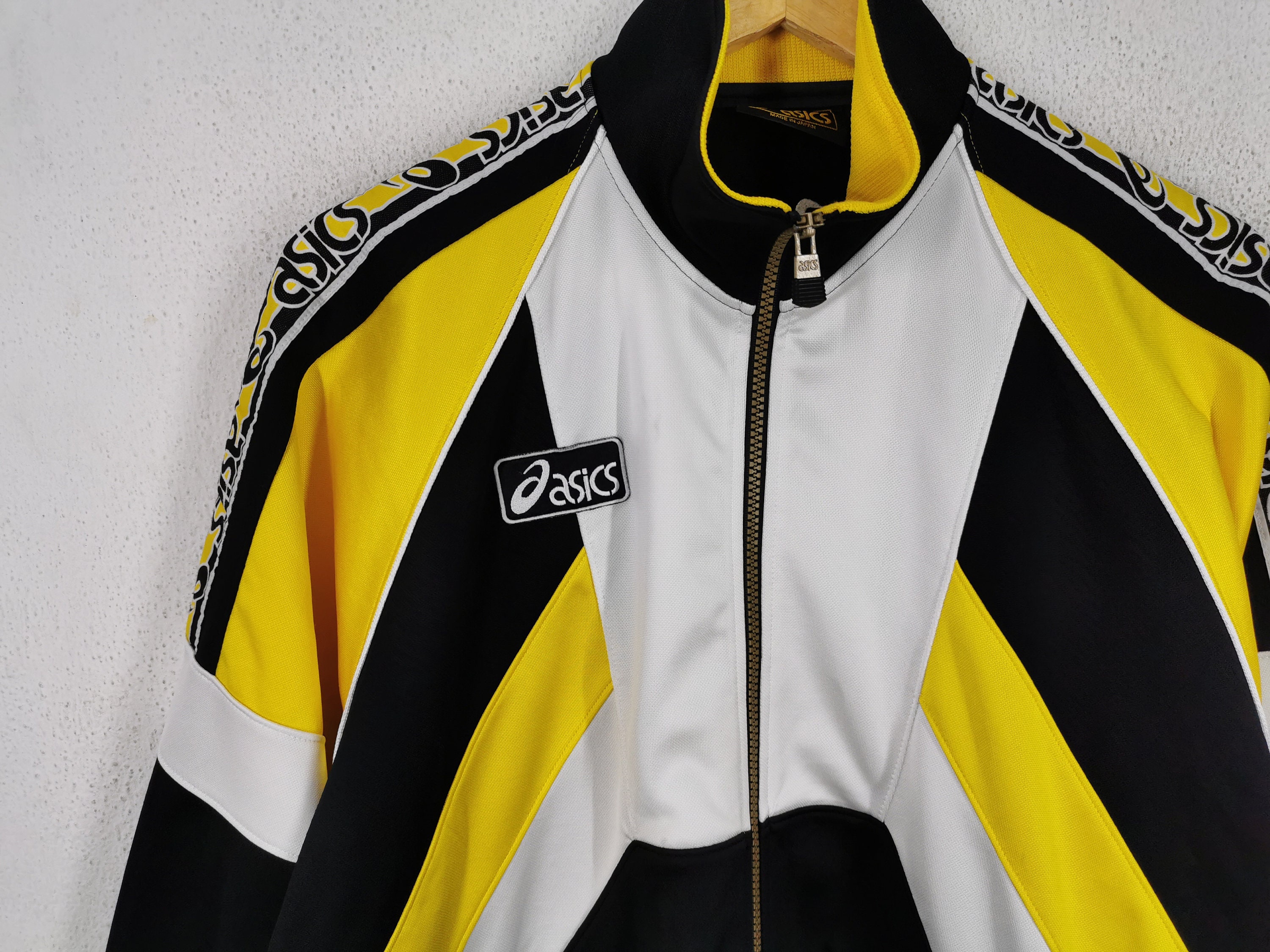 asics track jacket