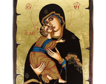 Virgen María Vladimir - Fondo de pan de oro sobre madera maciza de pino tallada a mano. Técnica de envejecimiento. Punto de montaje. Estuche.