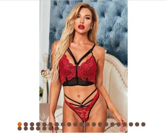 Red lingerie set