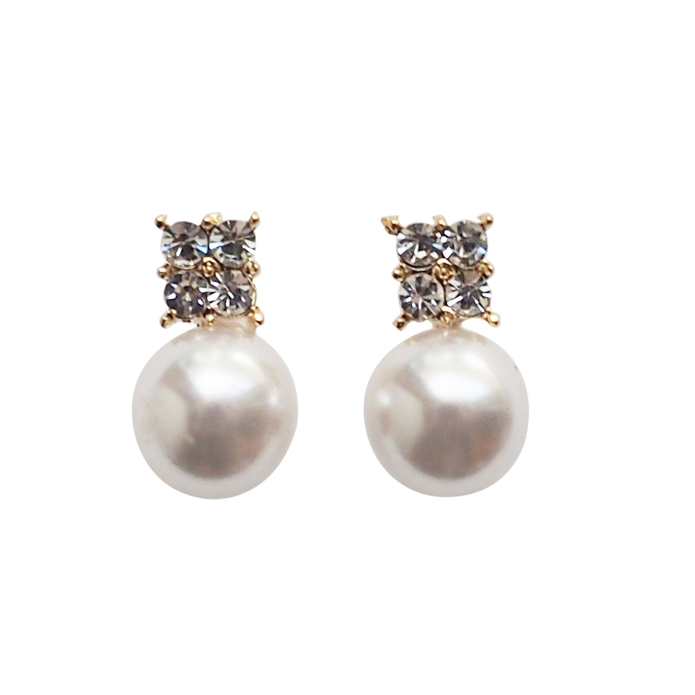 White pearl invisible clip on earrings, bridal gold clip on earrings, non pierced earrings, wedding rhinestone crystal clip on earrings stud