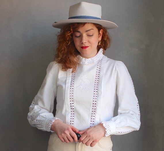 Rare Vintage Folk Blouse 80s / DE38 S M 