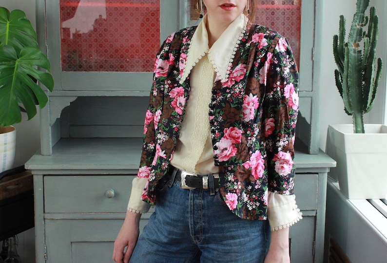 Vintage Flower Blazer 90s Jacket Black Jacket Pink Top Festival Style Boho Handmade