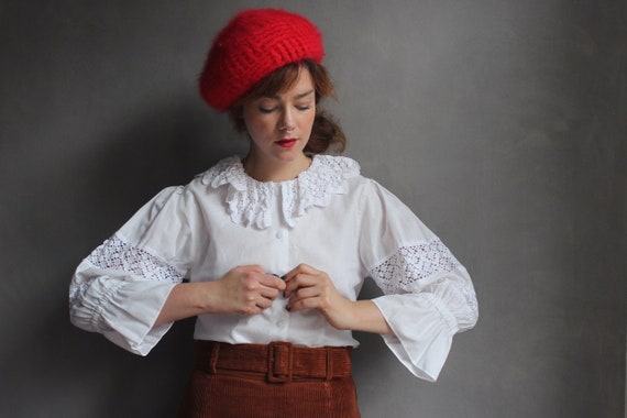 Vintage Folk Blouse 90s / DE40 S M / White Cropped