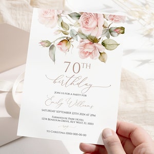 Convite de aniversário de 70 anos com flores de rosas suaves | Modelo de aniversário floral rosa blush para impressão EDITÁVEL para mulheres | Garden Rose para mulheres de qualquer idade