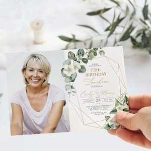 Faire-part d'anniversaire photo vert sauge eucalyptus, modèle MODIFIABLE, invitation d'anniversaire imprimable florale pour femme, inviter les femmes de tout âge, cadre doré