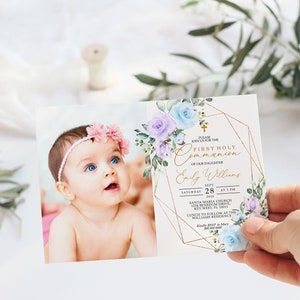 Blau & Lila Blumen Foto Erstkommunion Einladung, EDITIERBARE Vorlage, Boho Floral Neutral druckbare Taufeinladung, Gold Rahmen