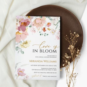 Love is in Bloom Convite para chá de panela com flores silvestres | Modelo de brunch floral vermelho e branco EDITÁVEL | Cartão de noiva com flores boho para impressão